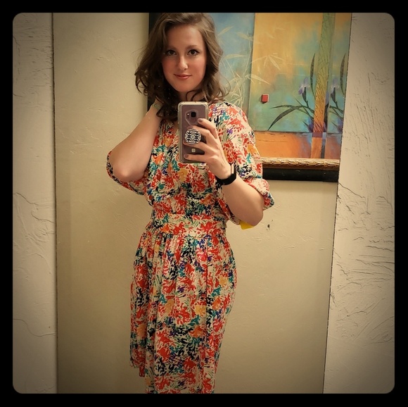 Meet your Posher, Cassandra - Picture 1 of 1